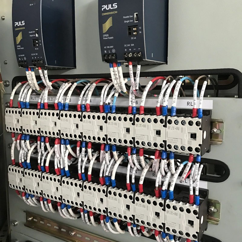 Gabinete de controle de sinal externo